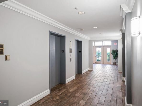 2204 Westcourt Lane 113, Herndon VA 20170