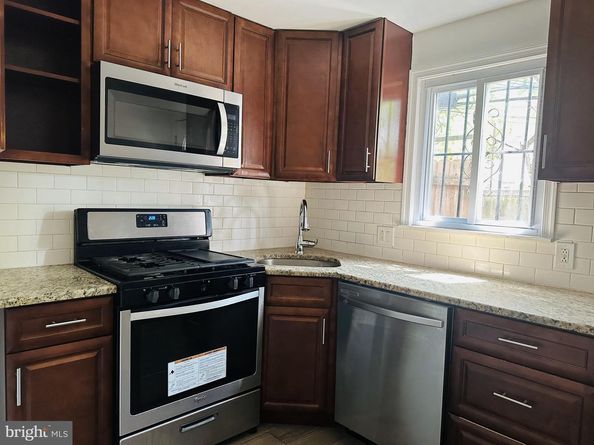 2619 S Fairhill Street, Philadelphia PA 19148