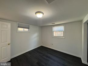 131 Casmar Street SE, Vienna VA 22180