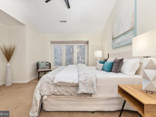 1290 Wedgewood Manor Way, Reston VA 20194