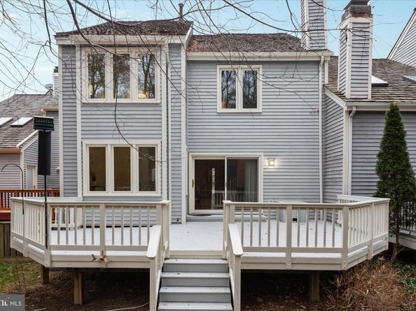 1290 Wedgewood Manor Way, Reston VA 20194