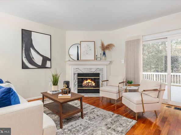 1290 Wedgewood Manor Way, Reston VA 20194