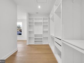 2021 Nordlie Place, Falls Church VA 22043