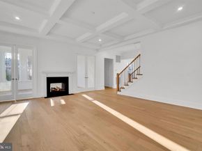 2021 Nordlie Place, Falls Church VA 22043