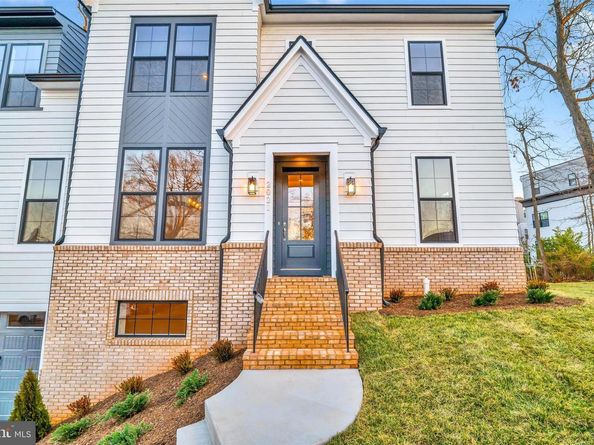 2021 Nordlie Place, Falls Church VA 22043