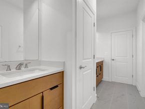 2021 Nordlie Place, Falls Church VA 22043