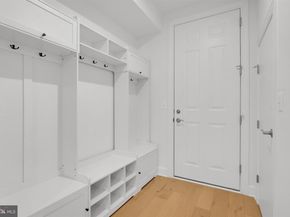 2021 Nordlie Place, Falls Church VA 22043