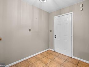 802 Hr Drive SE, Washington DC 20032