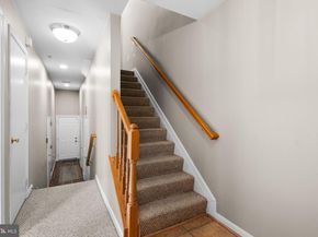 802 Hr Drive SE, Washington DC 20032