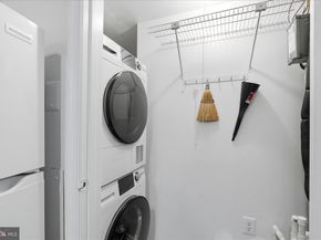 2586 S Arlington Mill Drive E, Arlington VA 22206