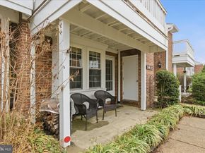 2586 S Arlington Mill Drive E, Arlington VA 22206