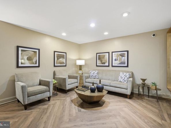 1680 Huntingdon Pike 238, Huntingdon Valley PA 19006