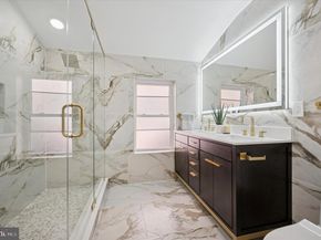 2005 W Girard Avenue, Philadelphia PA 19130