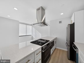 4390 Lorcom Lane 410, Arlington VA 22207