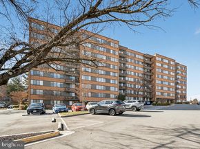 4390 Lorcom Lane 410, Arlington VA 22207