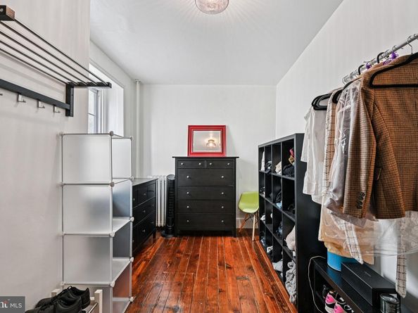 223 Dupont Street, Philadelphia PA 19127