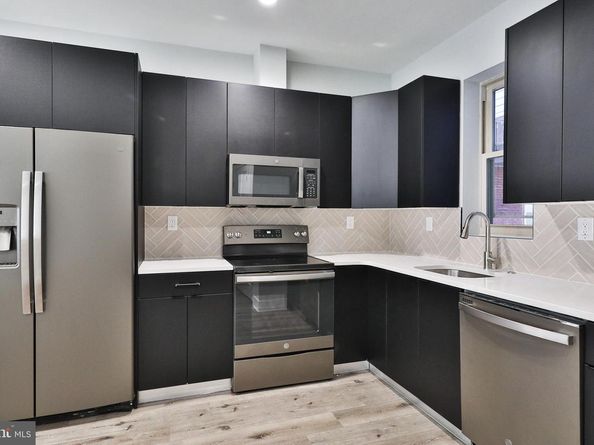 1909 N 7TH Street, Philadelphia PA 19122