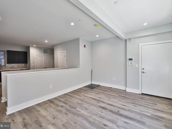 1909 N 7TH Street, Philadelphia PA 19122