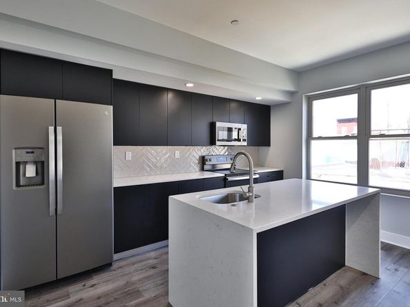 1909 N 7TH Street, Philadelphia PA 19122