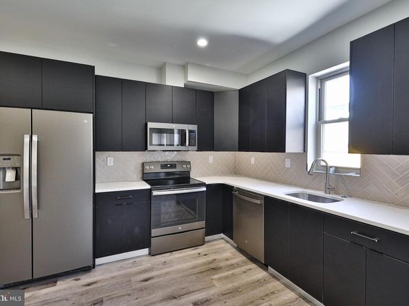 1909 N 7TH Street, Philadelphia PA 19122