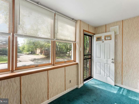17 Kern Street, Darby PA 19023