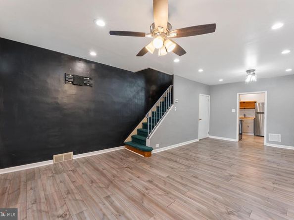 17 Kern Street, Darby PA 19023