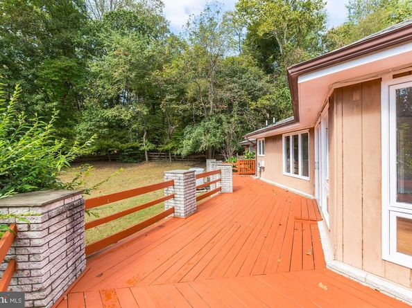 10620 Marbury Road, Oakton VA 22124