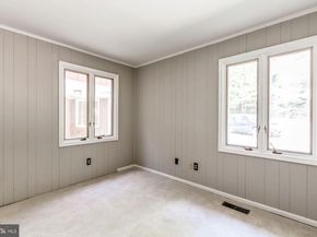 10620 Marbury Road, Oakton VA 22124