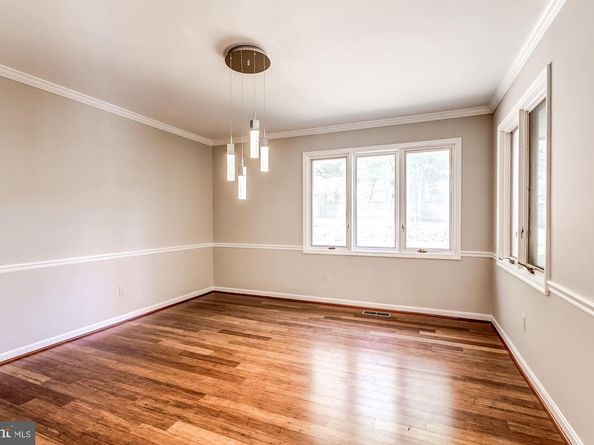 10620 Marbury Road, Oakton VA 22124