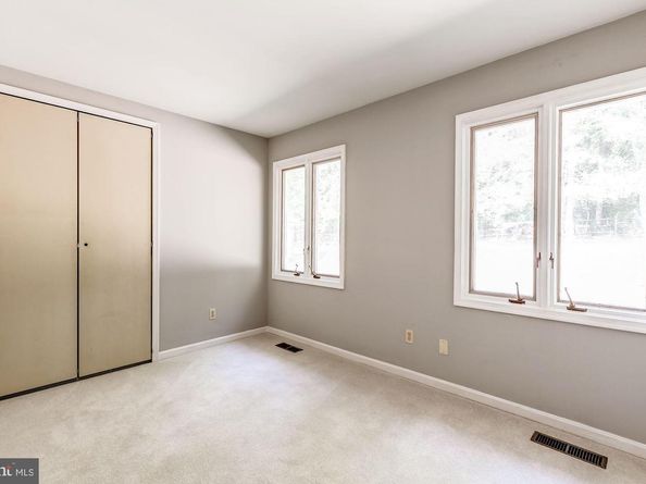 10620 Marbury Road, Oakton VA 22124