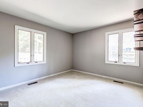 10620 Marbury Road, Oakton VA 22124