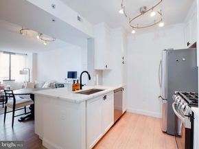 851 N Glebe Road 816, Arlington VA 22203