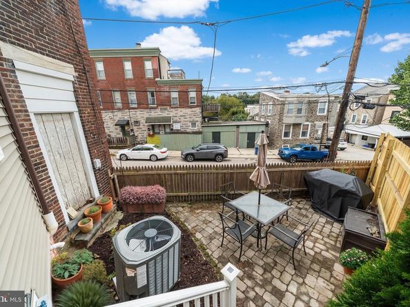 5202 Ridge Avenue, Philadelphia PA 19128
