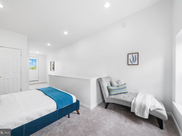 5202 Ridge Avenue, Philadelphia PA 19128