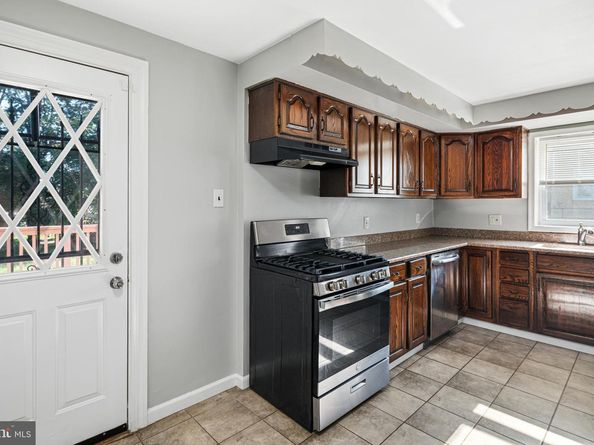 1625 Rhawn Street, Philadelphia PA 19111