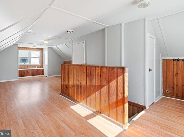 1625 Rhawn Street, Philadelphia PA 19111