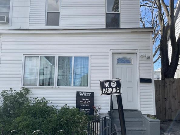 214 S 2nd Street, Darby PA 19023