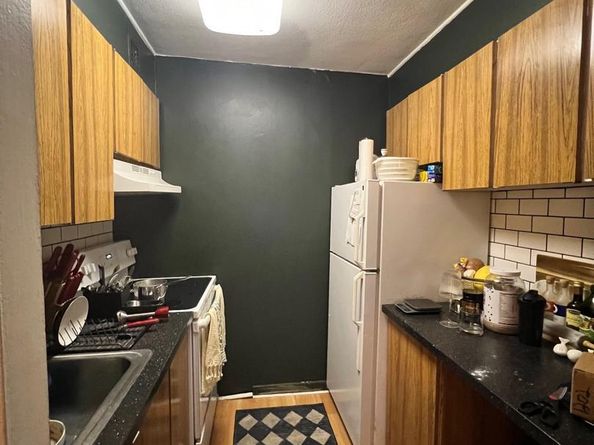 224 W Rittenhouse Square 1202, Philadelphia PA 19103