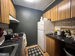 224 W Rittenhouse Square 1202, Philadelphia PA 19103