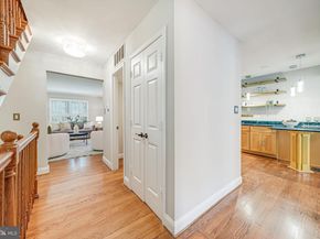 7242 Greentree Road, Bethesda MD 20817