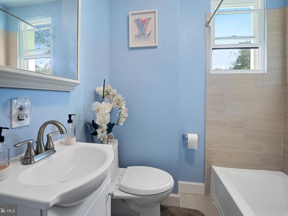 22 E Pastorius Street, Philadelphia PA 19144