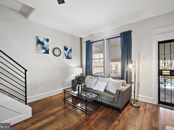 22 E Pastorius Street, Philadelphia PA 19144