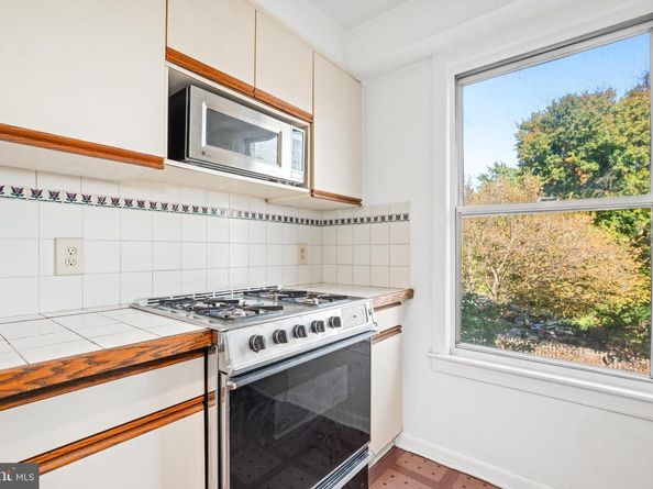 2500 Q Street NW 449, Washington DC 20007