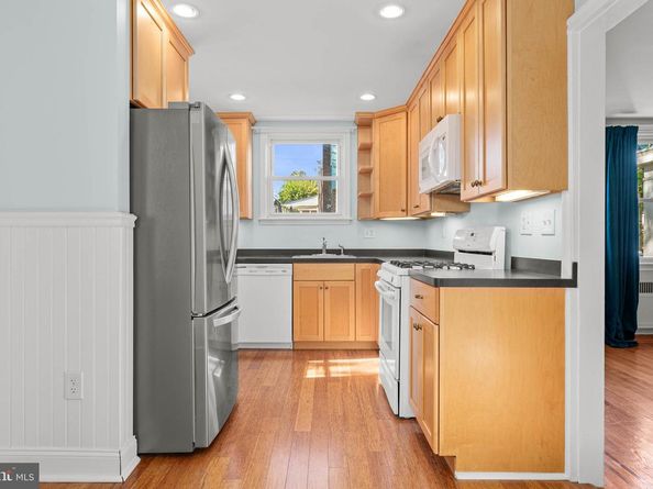 188 W Albemarle Avenue, Lansdowne PA 19050