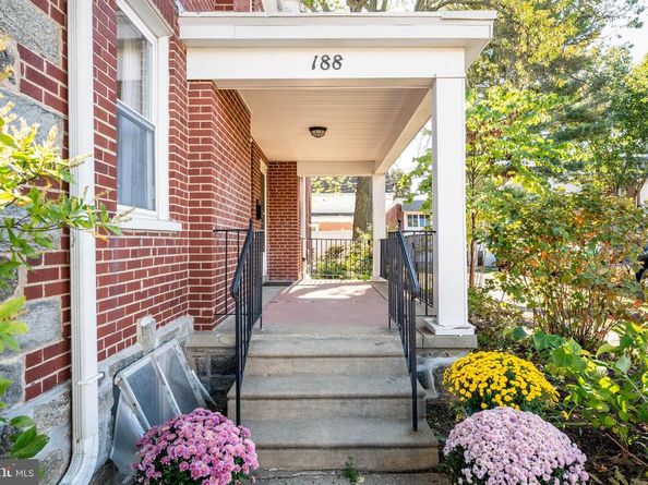 188 W Albemarle Avenue, Lansdowne PA 19050