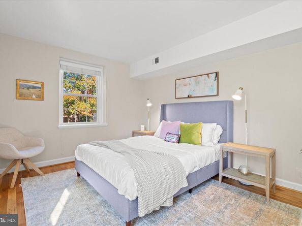 3049 S Buchanan Street B2, Arlington VA 22206