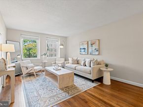 3049 S Buchanan Street B2, Arlington VA 22206