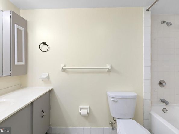 1420 Locust Street 11C, Philadelphia PA 19102