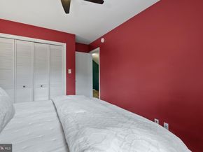 917 Crestwood Drive, Alexandria VA 22302