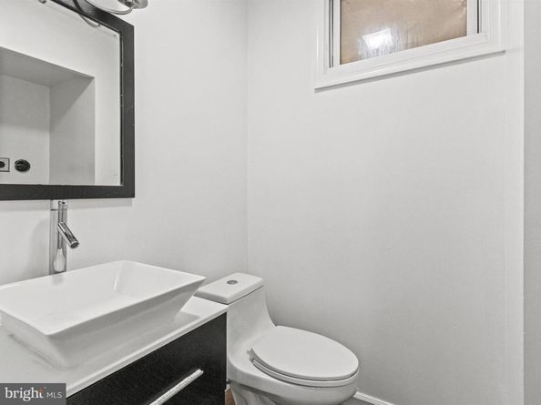 1260 16TH Street NE, Washington DC 20002